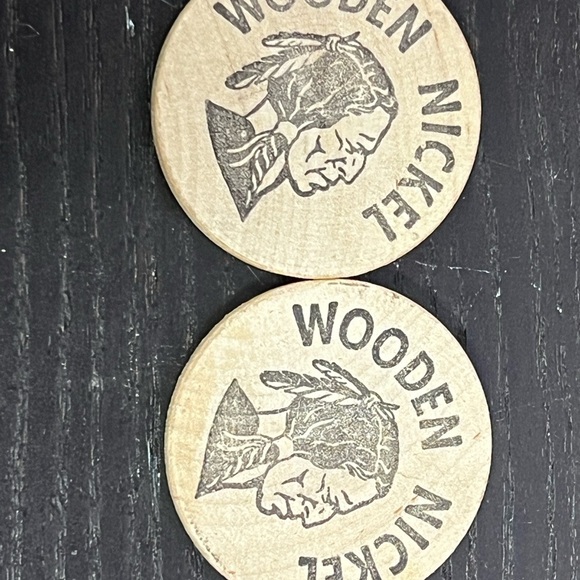 2 Vintage Disneyland Frontier Wooden Nickels - Picture 4 of 6